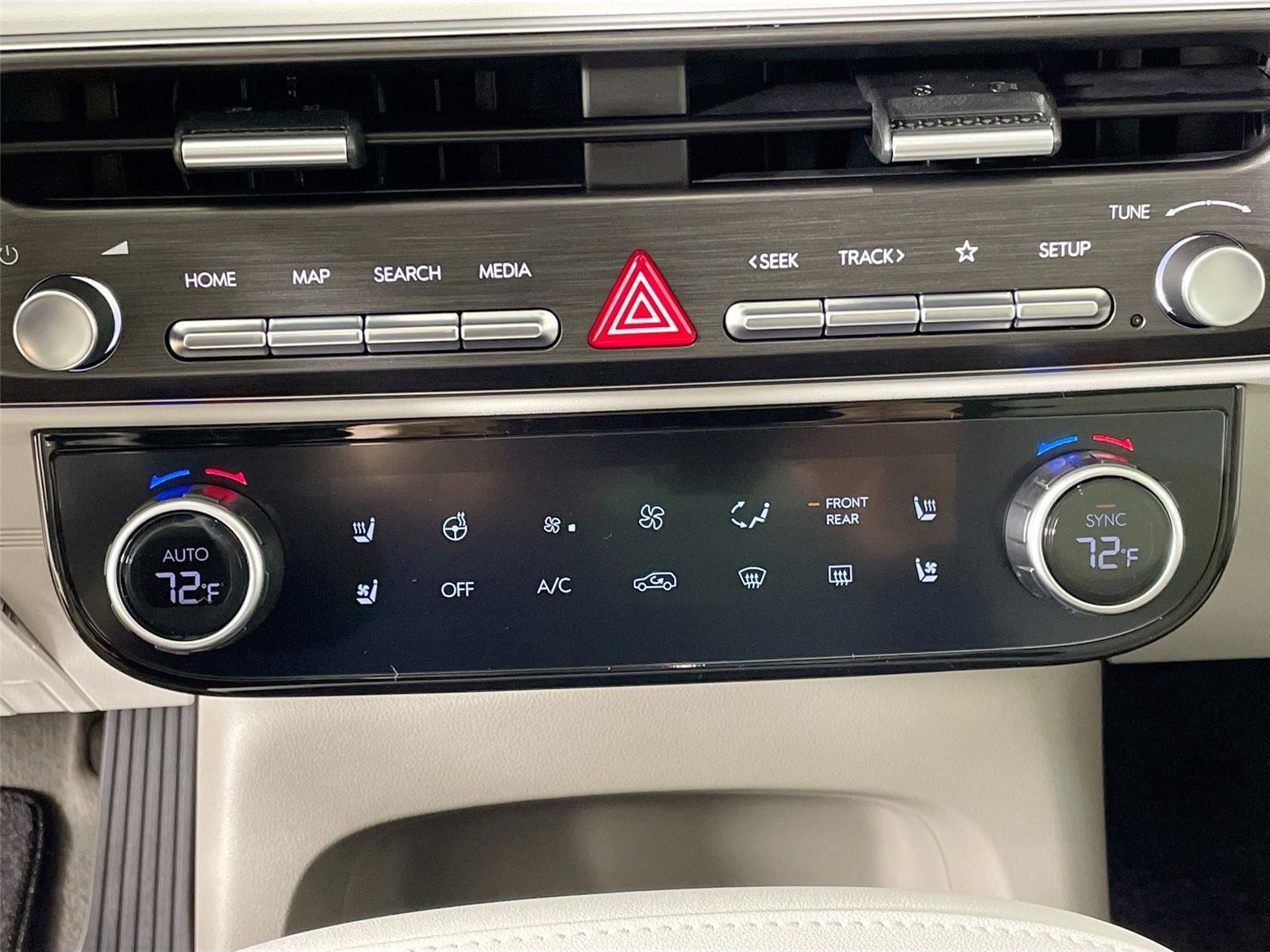2026 Hyundai Palisade Limited - Photo 18