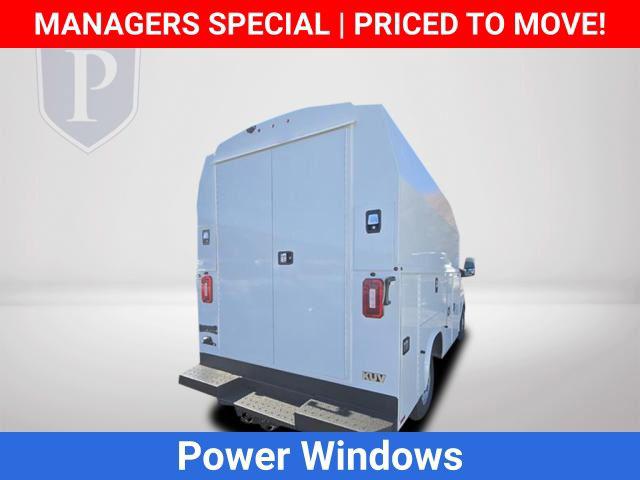2025 Chevrolet Express Cutaway Work Van