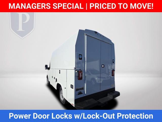 2025 Chevrolet Express Cutaway Work Van