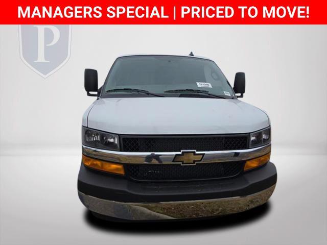 2025 Chevrolet Express Cutaway Work Van
