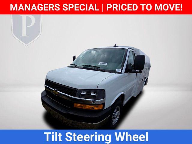 2025 Chevrolet Express Cutaway Work Van