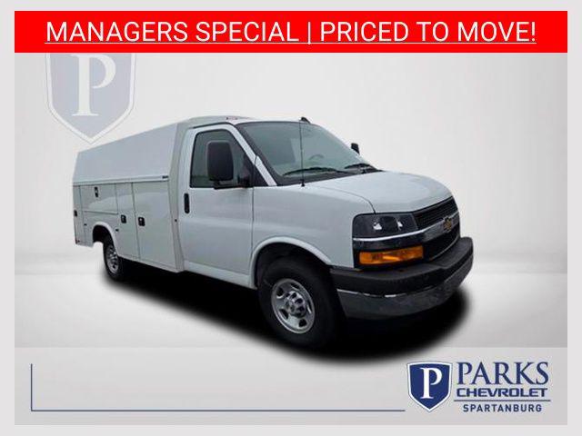 2025 Chevrolet Express Cutaway Work Van for sale in Spartanburg, SC