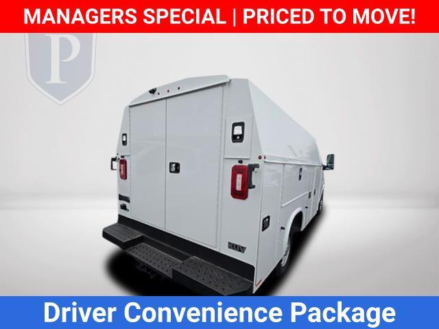 2025 Chevrolet Express Cutaway Work Van