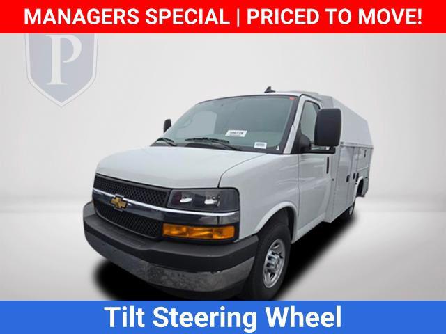 2025 Chevrolet Express Cutaway Work Van