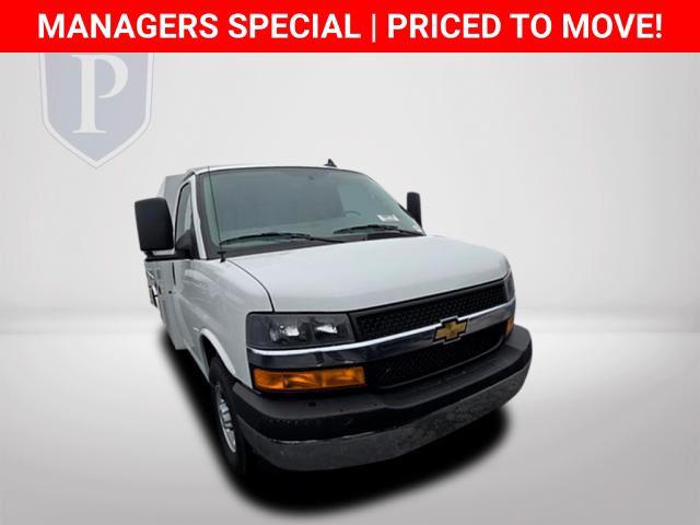 2025 Chevrolet Express Cutaway Work Van