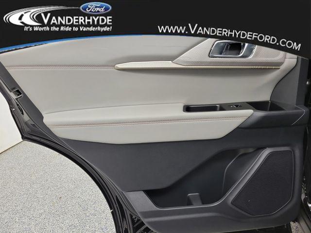 2026 Ford Explorer Active 200A
