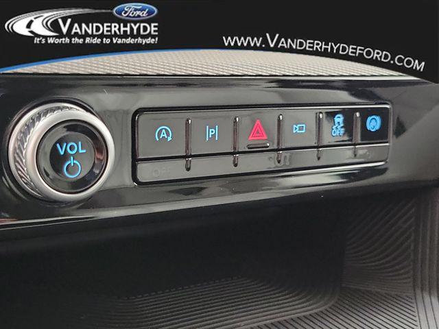 2026 Ford Explorer Active 200A