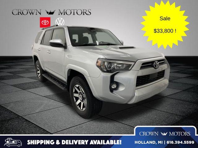 2023 Toyota 4Runner TRD Off-Road's photo