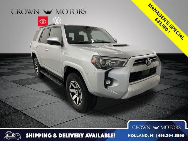 2023 Toyota 4Runner TRD Off-Road's photo