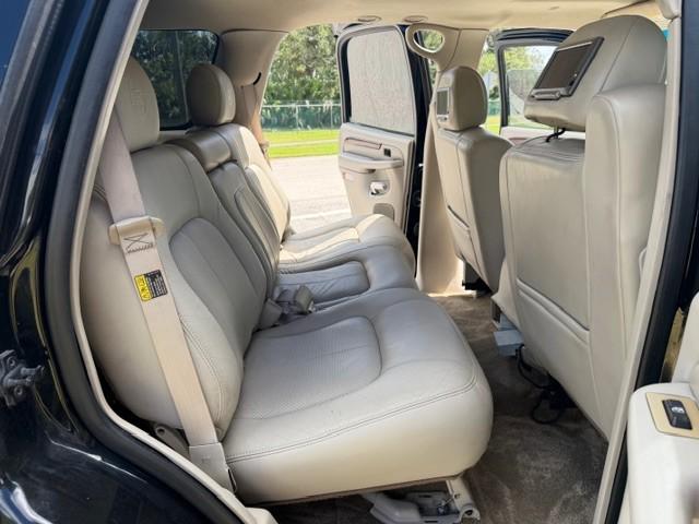 2002 Cadillac Escalade Standard