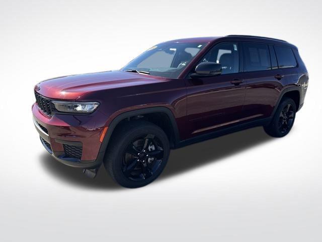 2022 Jeep Grand Cherokee L Altitude 4x4 2022 Jeep Grand Cherokee L Altitude 4x4