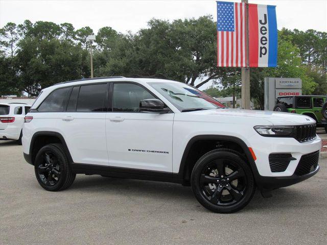 2025 Jeep Grand Cherokee GRAND CHEROKEE ALTITUDE 4X2