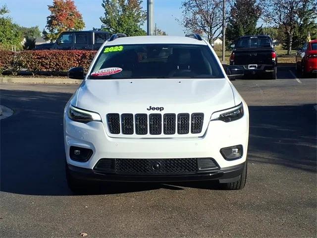 2023 Jeep Cherokee Altitude Lux 4x4