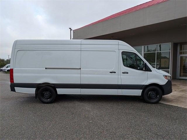 2025 Mercedes-Benz Sprinter 2500 High Roof 4-Cyl Diesel 2025 Mercedes-Benz Sprinter 2500 High Roof 4-Cyl Diesel