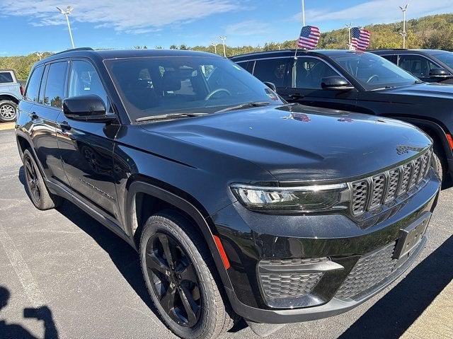 2023 Jeep Grand Cherokee Altitude 4x4