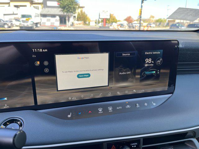 2026 Nissan LEAF PLATINUM+