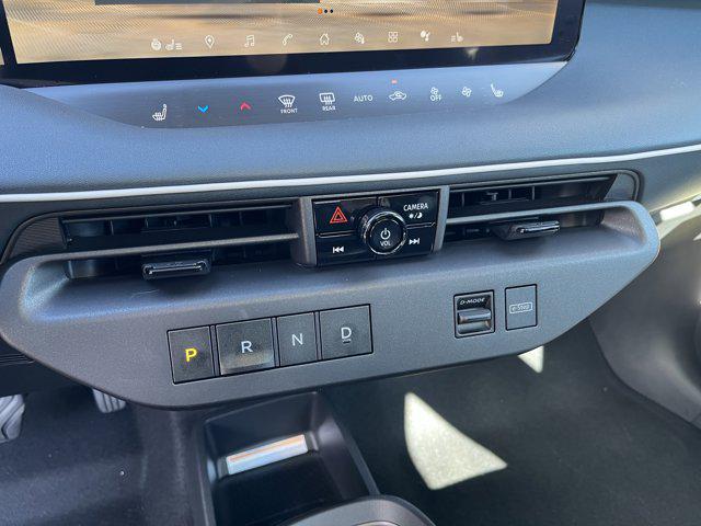 2026 Nissan LEAF PLATINUM+