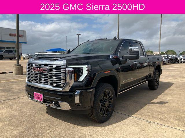 2025 GMC Sierra 2500HD 4WD Crew Cab Standard Bed Denali
