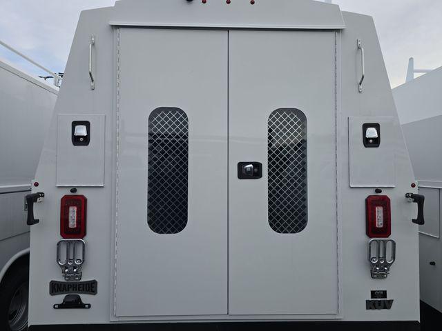 2025 Chevrolet Express Cutaway Work Van