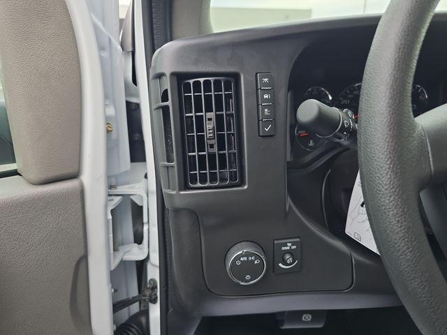 2025 Chevrolet Express Cutaway Work Van