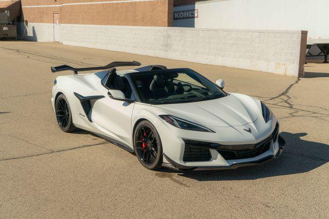 2025 Chevrolet Corvette Z06 RWD Convertible 2LZ