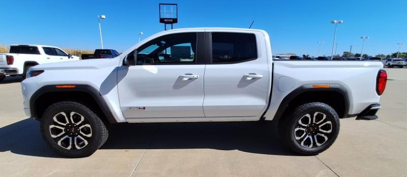 2026 GMC Canyon 4WD AT4