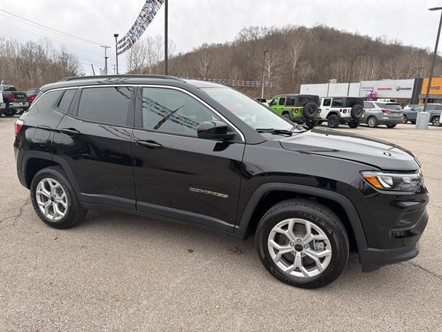 2026 Jeep Compass COMPASS LATITUDE 4X4 2026 Jeep Compass COMPASS LATITUDE 4X4