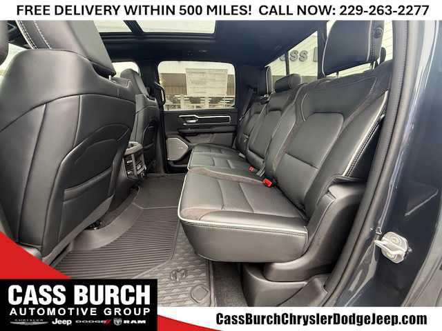 2026 Ram 1500 Laramie Crew Cab 4x4 5'7" Box