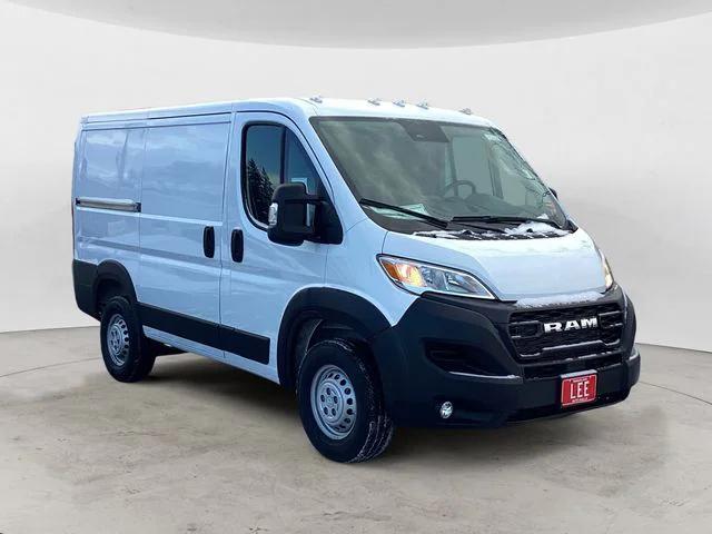2026 Ram ProMaster Cargo Van Tradesman Low Roof 118" WB w/Pass Seat