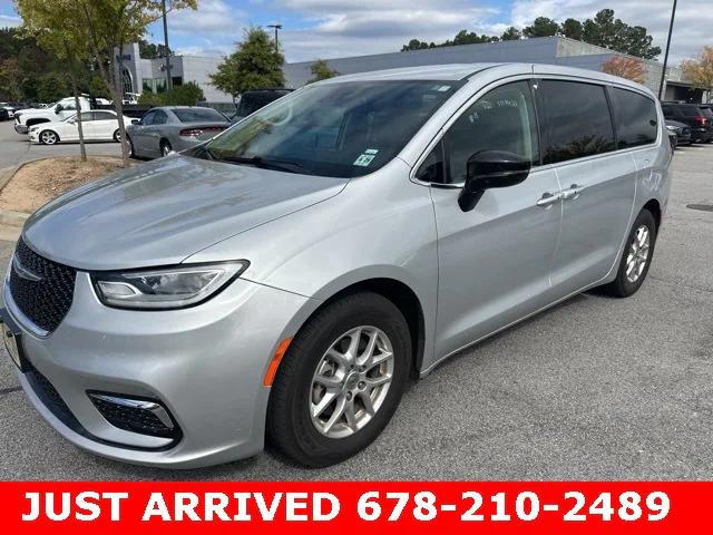 2024 Chrysler Pacifica Touring L