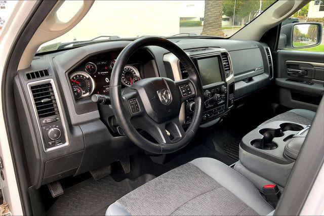 2017 Ram 1500 Big Horn Crew Cab 4x4 57 Box