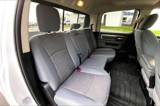 2017 Ram 1500 Big Horn Crew Cab 4x4 57 Box