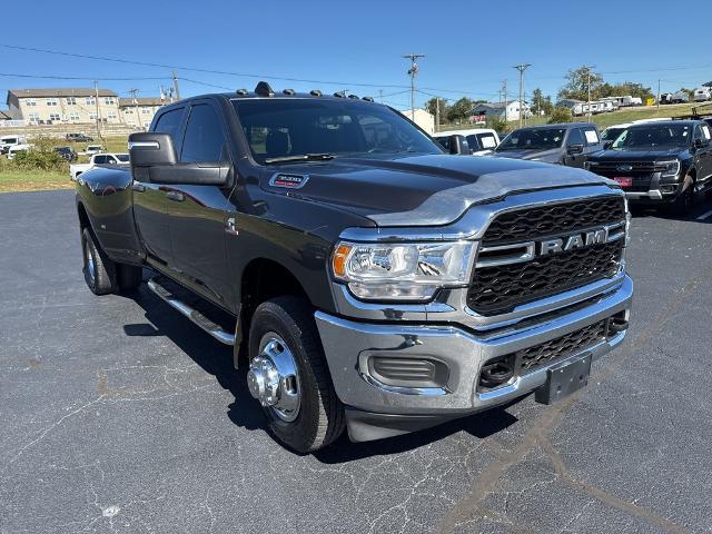 2024 Ram 3500 Tradesman Crew Cab 4x4 8' Box