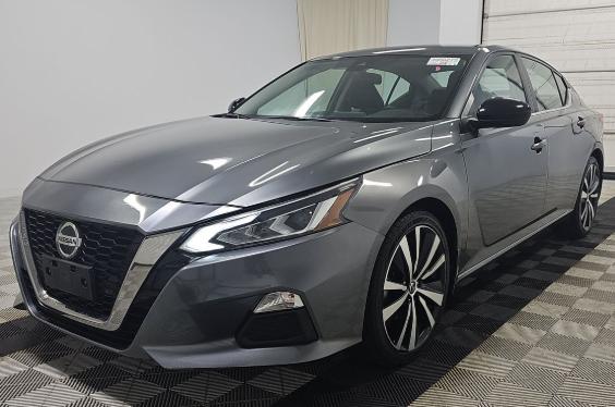 2022 Nissan Altima SR FWD 2022 Nissan Altima SR FWD