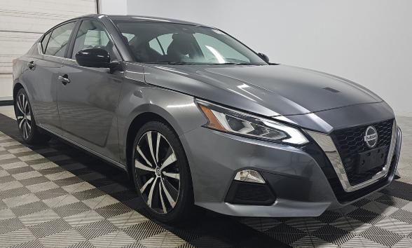 2022 Nissan Altima SR FWD 2022 Nissan Altima SR FWD