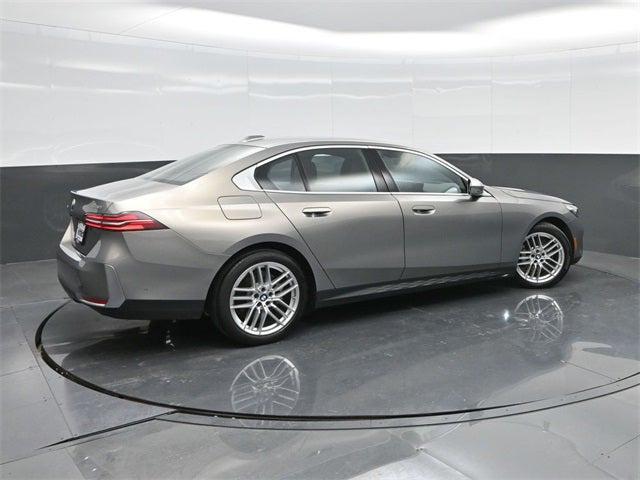 2024 BMW 530i xDrive 2024 BMW 530i xDrive