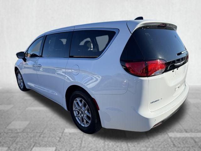 2025 Chrysler Voyager LX 2025 Chrysler Voyager LX