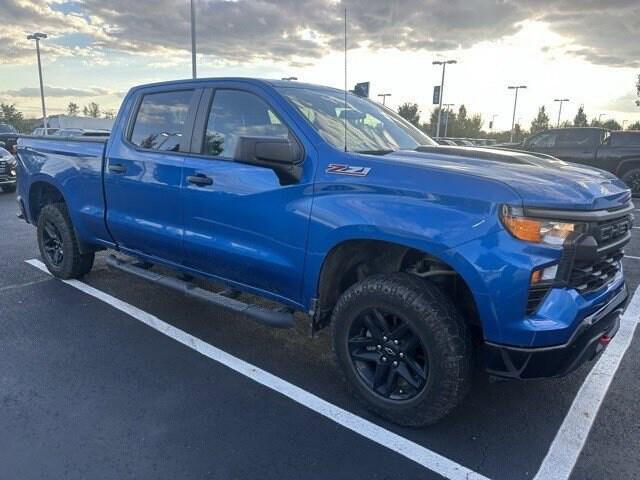 2022 Chevrolet Silverado 1500 4WD Crew Cab Standard Bed Custom Trail Boss