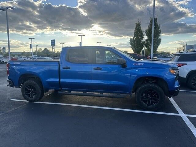 2022 Chevrolet Silverado 1500 4WD Crew Cab Standard Bed Custom Trail Boss