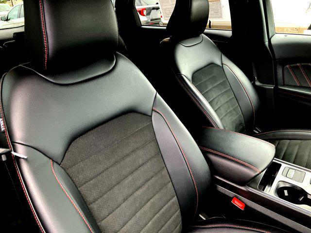 2024 Ford Edge ST-Line