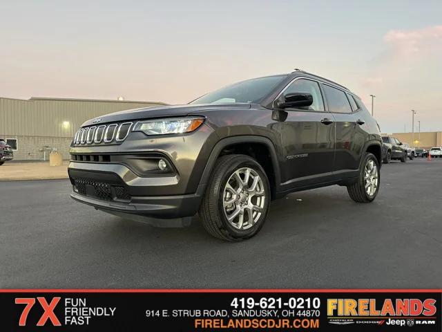 2022 Jeep Compass Latitude Lux 4x4 2022 Jeep Compass Latitude Lux 4x4