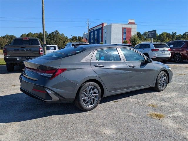 2024 Hyundai Elantra SEL 2024 Hyundai Elantra SEL