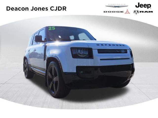 2025 Land Rover Defender 110 P400 X-Dynamic SE 2025 Land Rover Defender 110 P400 X-Dynamic SE