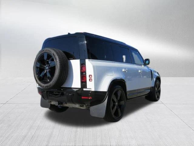 2025 Land Rover Defender 110 P400 X-Dynamic SE 2025 Land Rover Defender 110 P400 X-Dynamic SE