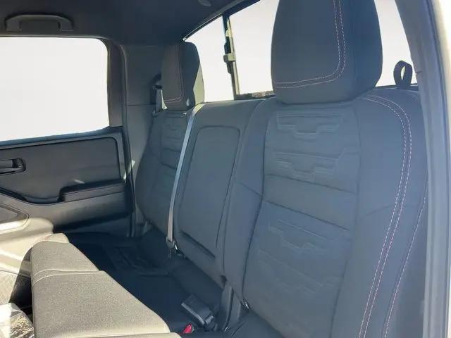 2026 Nissan Frontier Crew Cab PRO-4X 4x4
