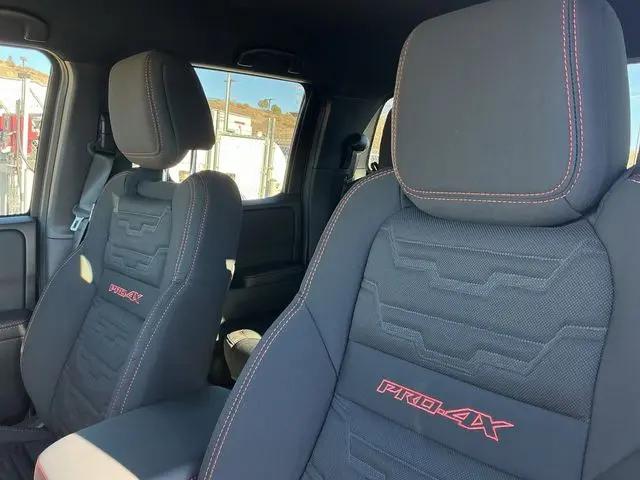 2026 Nissan Frontier Crew Cab PRO-4X 4x4