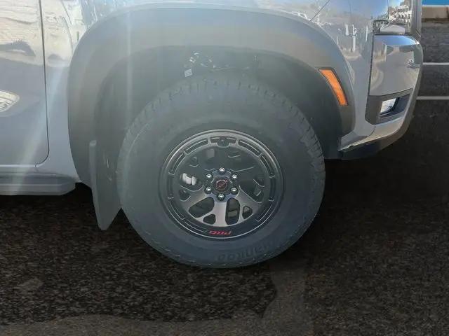 2026 Nissan Frontier Crew Cab PRO-4X 4x4