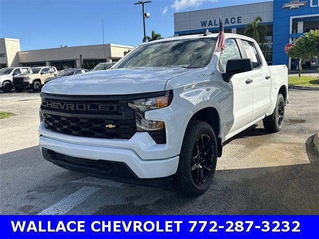 2025 Chevrolet Silverado 1500 4WD Crew Cab Short Bed Custom 2025 Chevrolet Silverado 1500 4WD Crew Cab Short Bed Custom