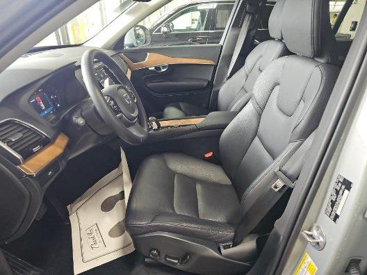 2024 Volvo XC90 B6 Plus Bright Theme 7-Seater