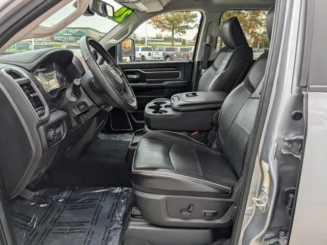 2024 RAM 2500 Laramie Crew Cab 4x4 64 Box 2024 RAM 2500 Laramie Crew Cab 4x4 64 Box